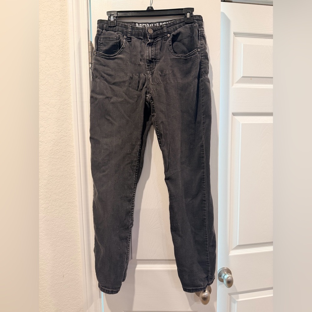 Monument Men's Slim Fit Black Jeans